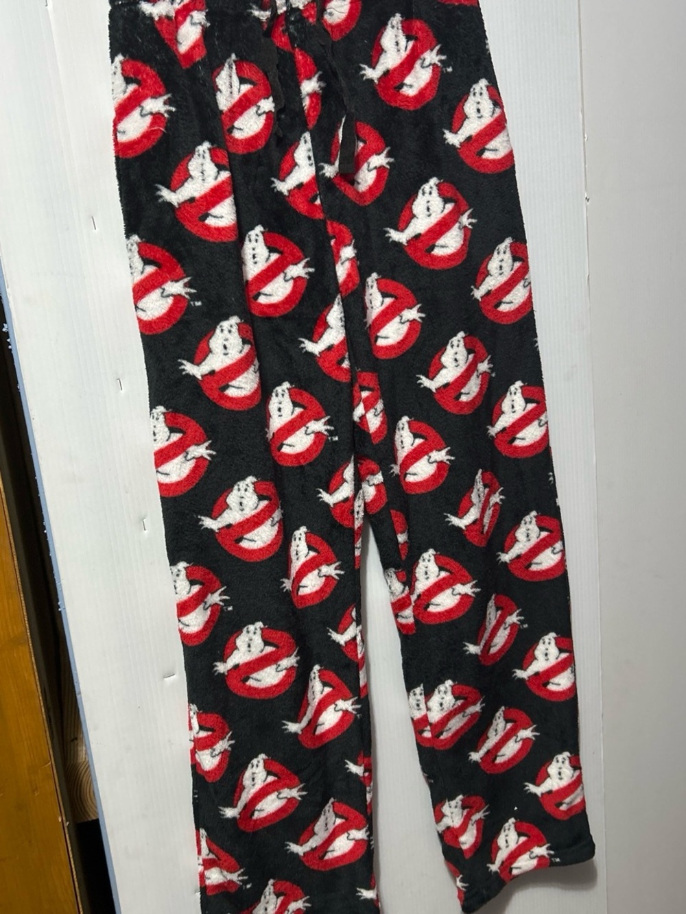 Ghostbusters Pattern Women’s Plush Lounge Pants - Black/Red
